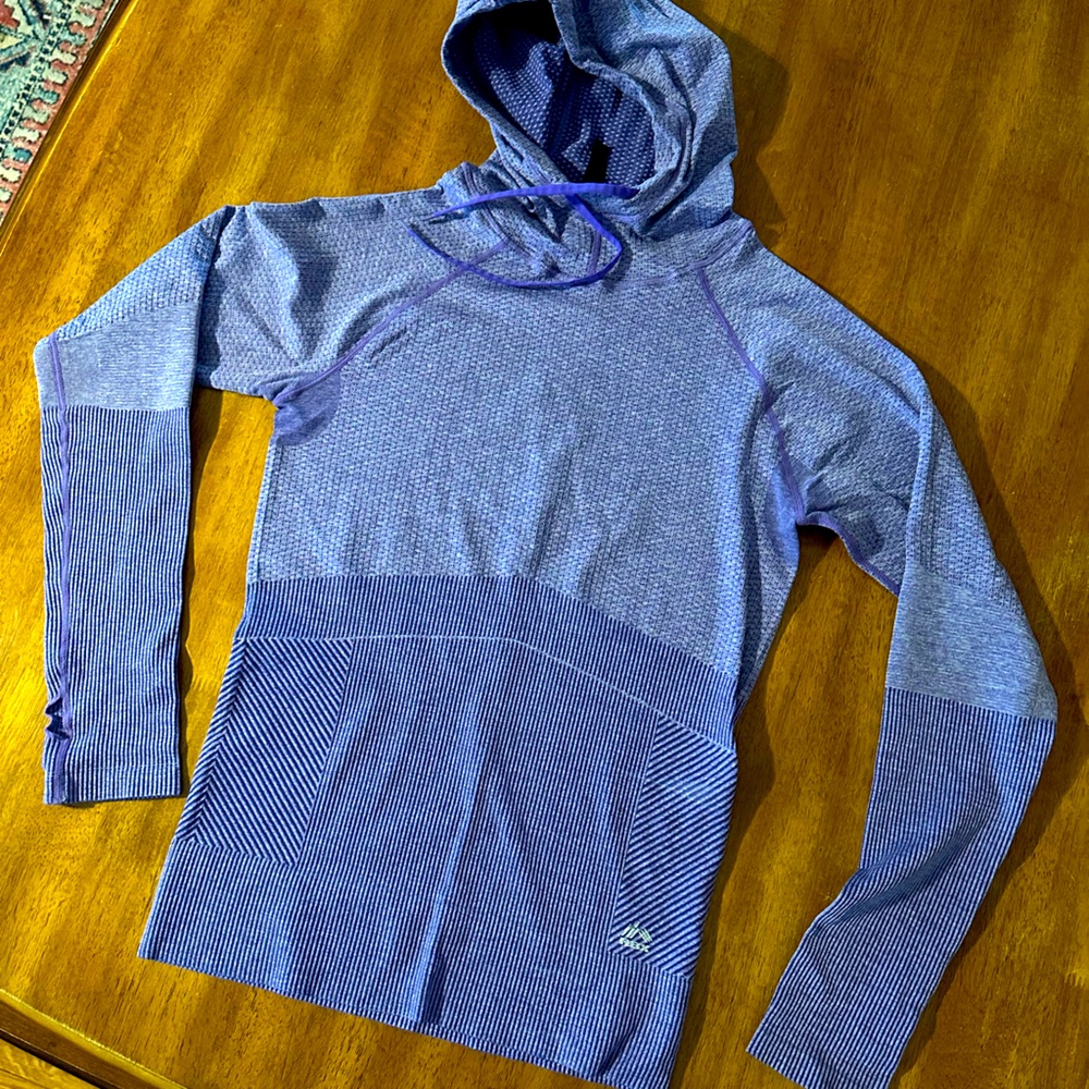 Reebok Hooded Long Sleeve